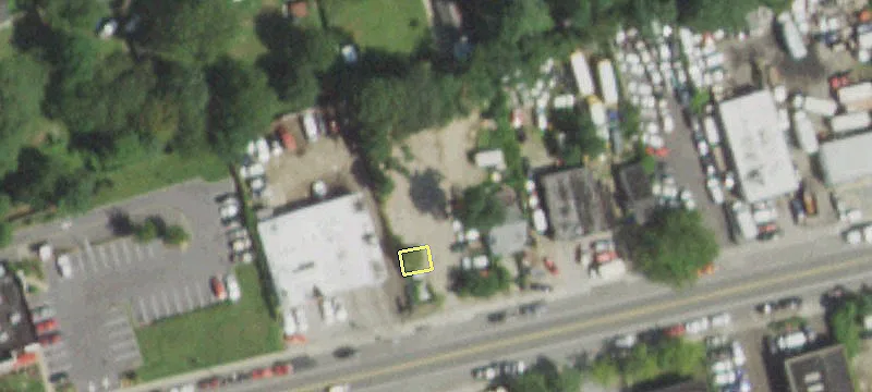 109 Suffolk Ave