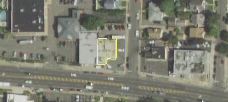 636 Hempstead Tpke