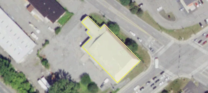 80 Railroad Ave