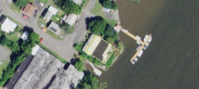 19 Water St