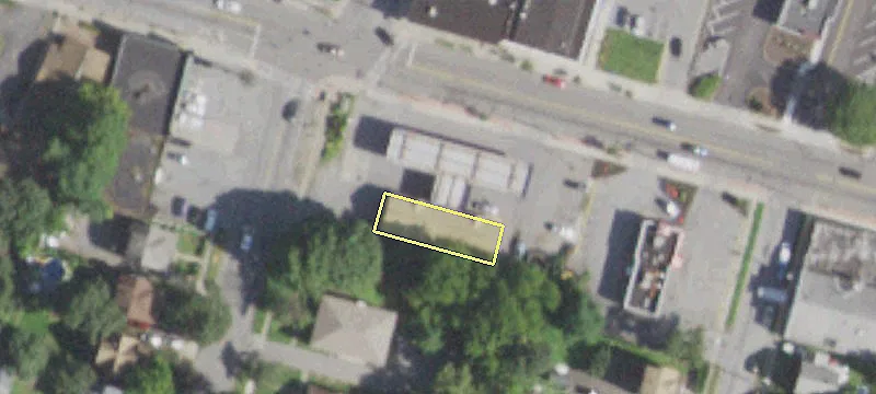 740 Main St