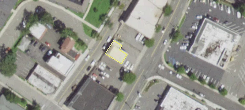 300 Main St