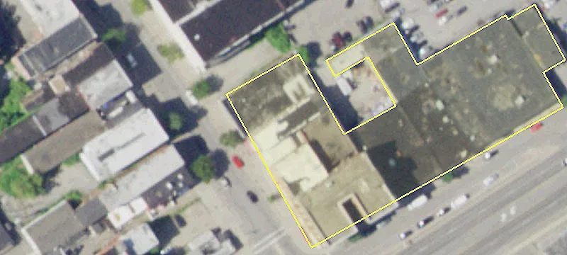122 Main St