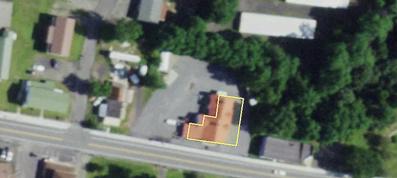 2742 Main St