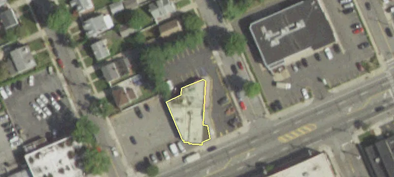 428 Jericho Tpke