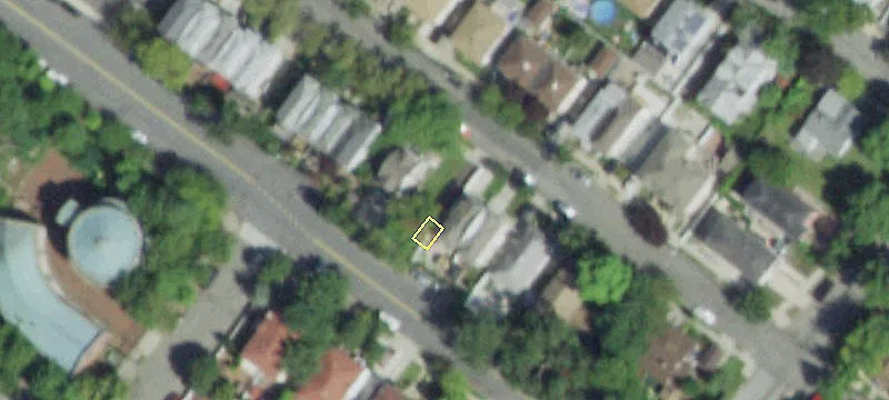 44 Oceanic Ave