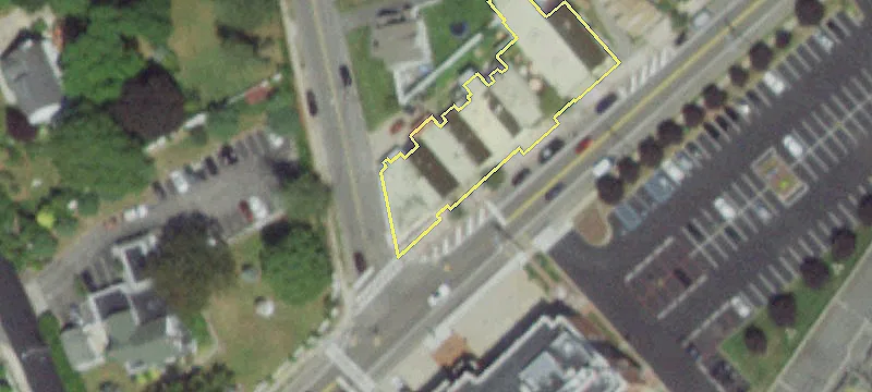77 Main St