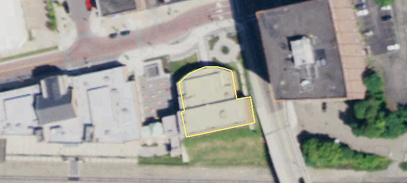 203 2nd St