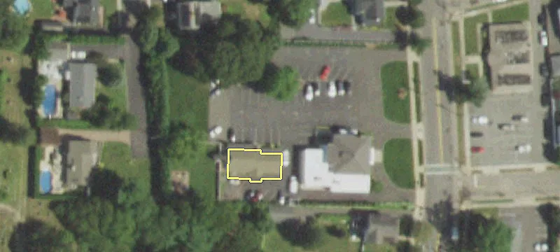 406-406A Deer Park Ave