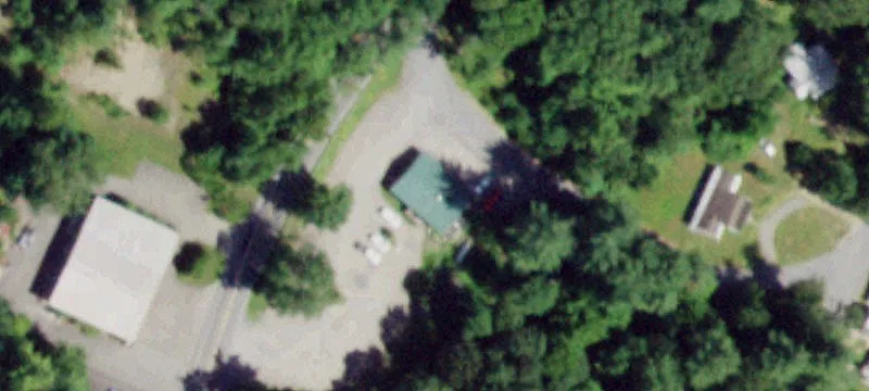 490 Gln Lk Rd