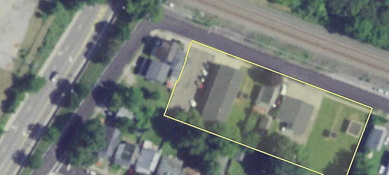 226 Maple Ave