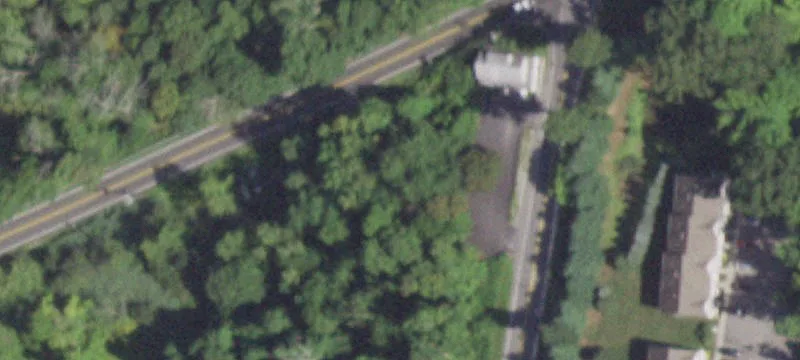 711 Stoneleigh Ave