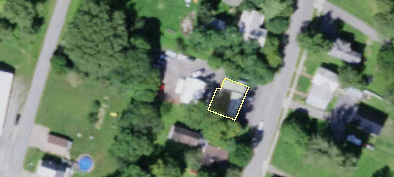 3175 Main St