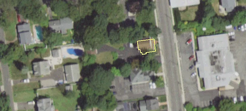 328 Lk Ave