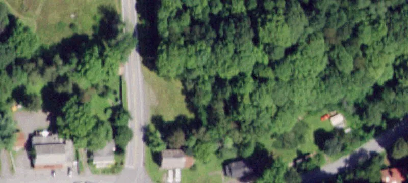 1144 Ctr Rd