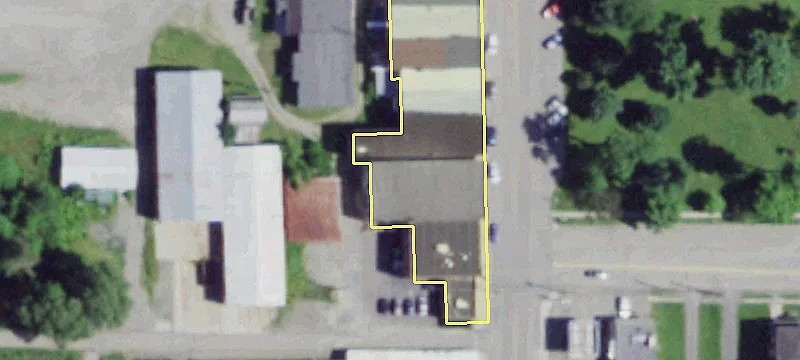 24 Main St