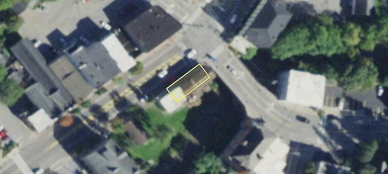 68 Main St