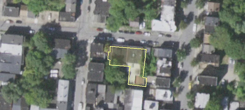 11 Van Ness St