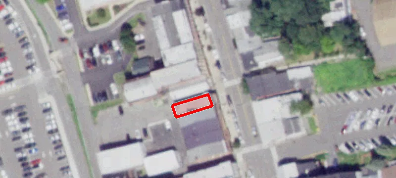 389 Main St