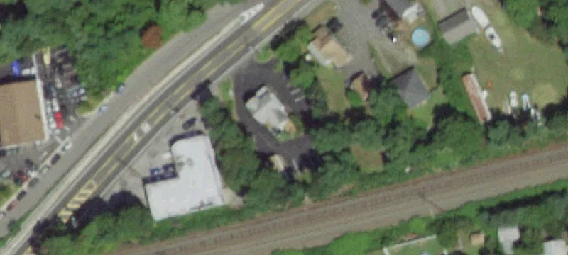 296 Main St
