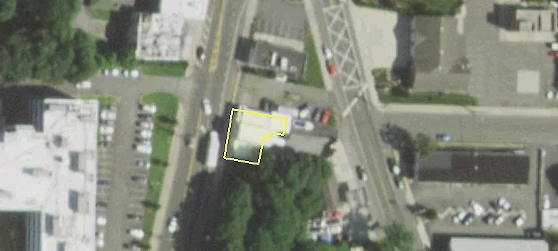 28 Walt Whitman Rd
