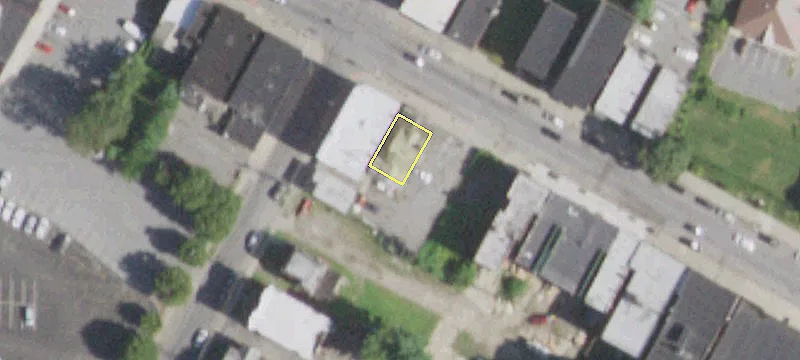 552 Main St