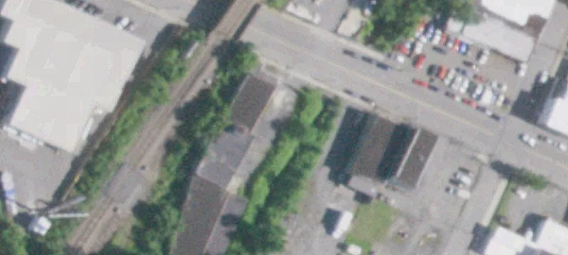 129 Edison Ave