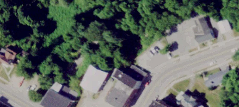 124 Commercial St