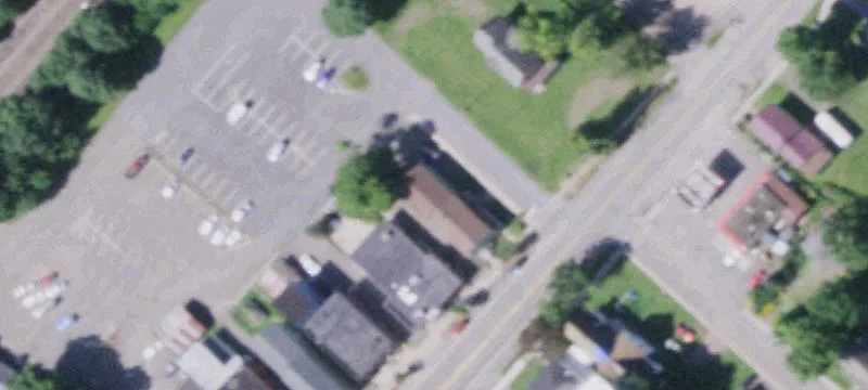 28 Main St