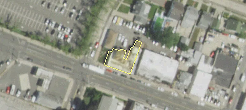 73 Merrick Rd
