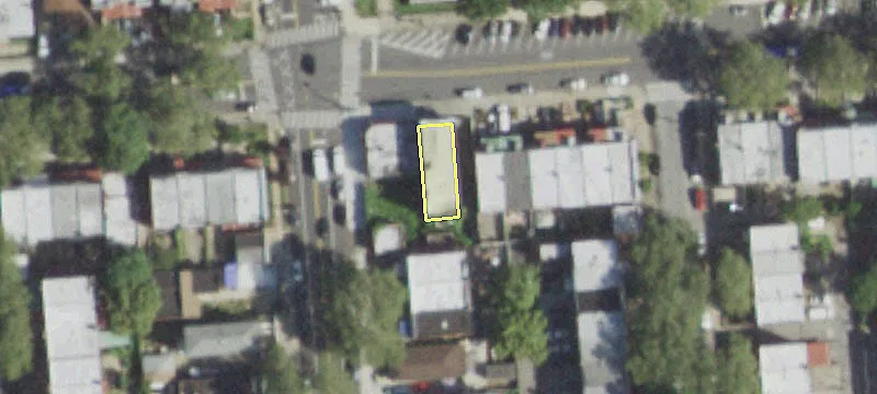 5608 Ave H H