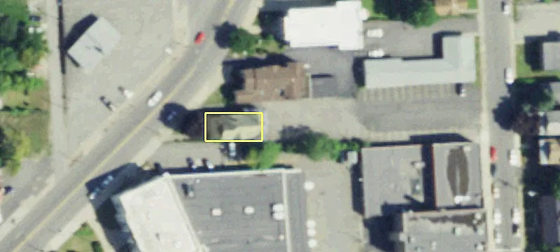 631 Main St