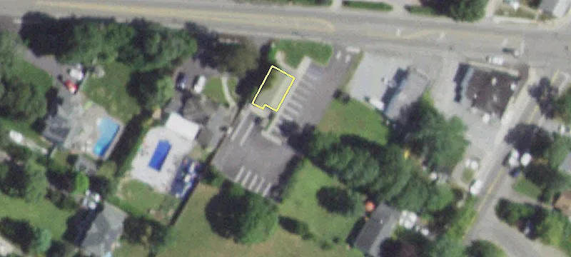 323 Montauk Hwy