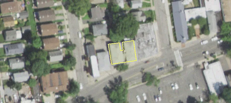 71 Manorhaven Blvd