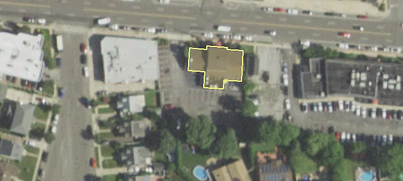 410 Merrick Rd