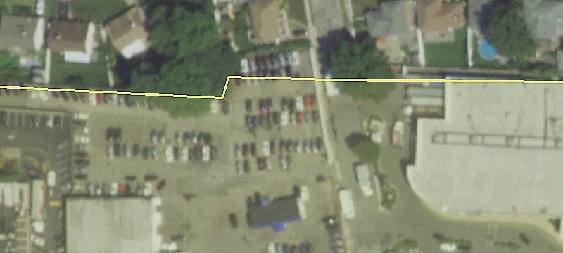 3859 Hempstead Tpke