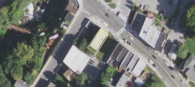 2663 Main St