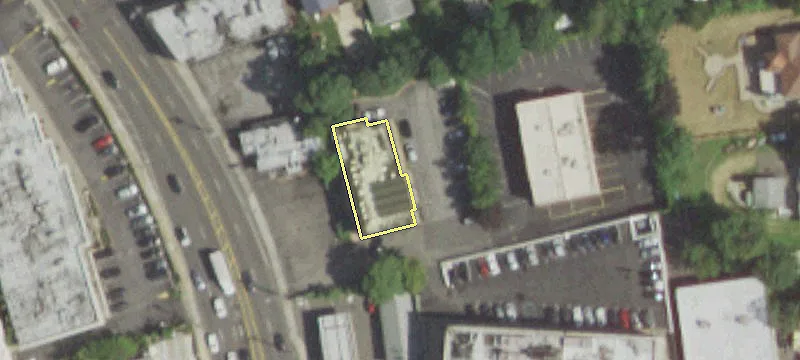 212 Mineola Ave