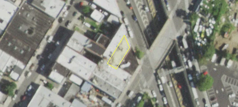23-86 Brooklyn Queens Expy Eep