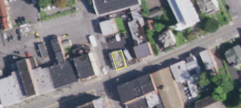 215 Main St