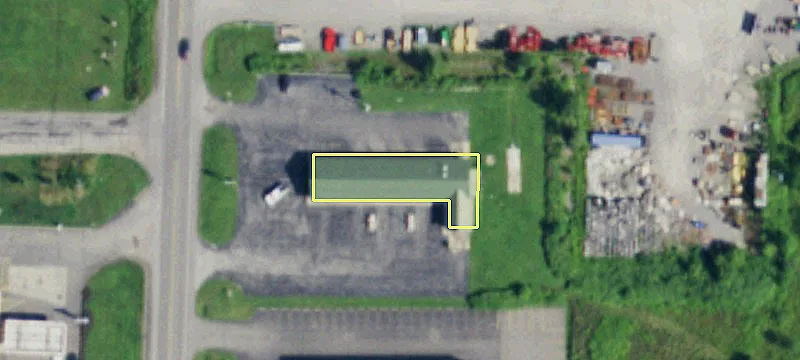 961 Maple Rd