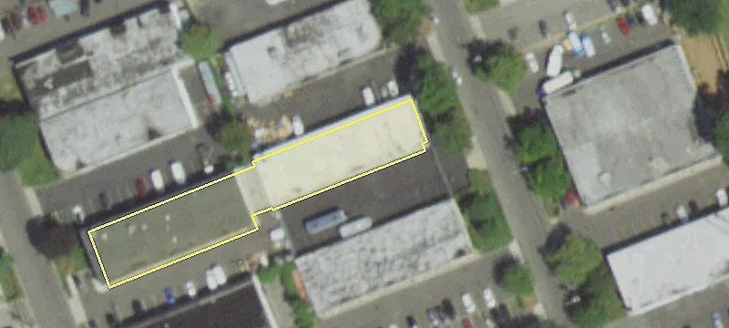 52 Otis St