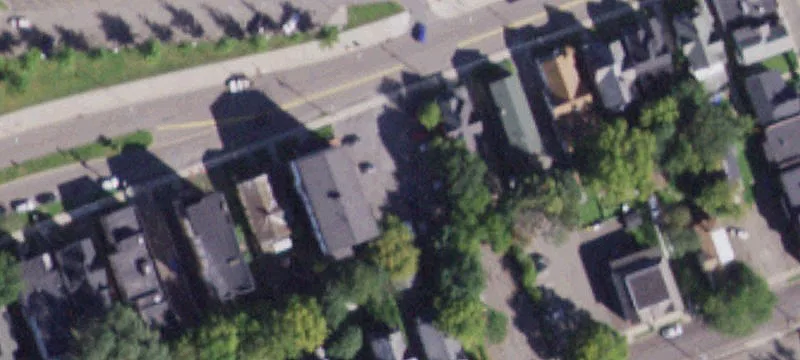 110 Henry St