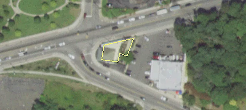 608 Main St