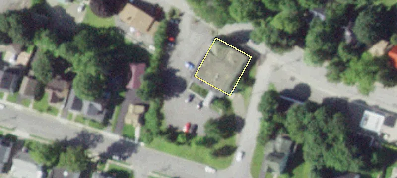 458-462 Main St