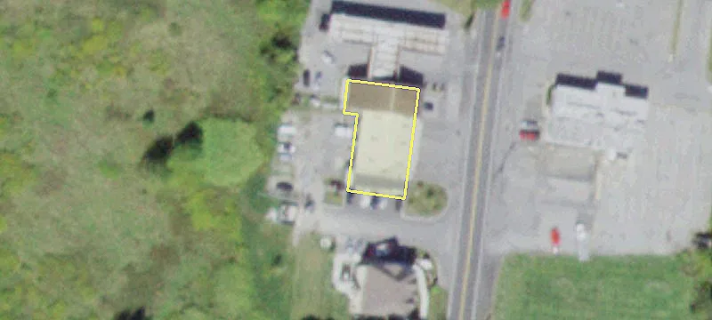 490 Main St