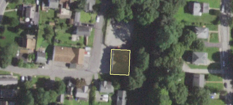 10 Henry St
