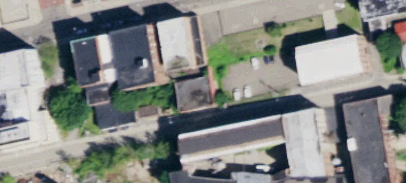 105 1st St