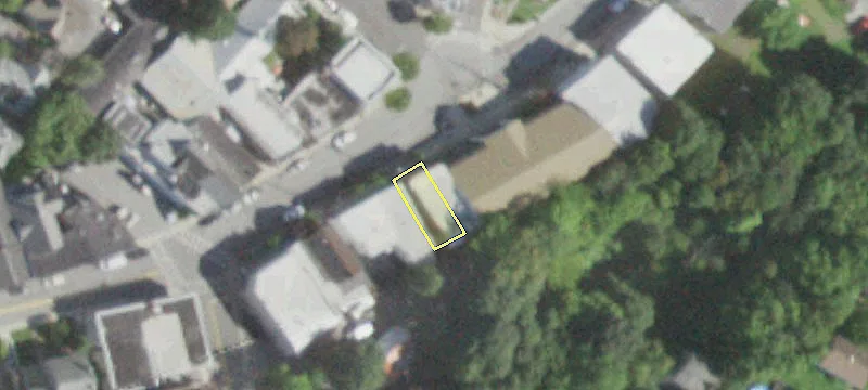 74 Vineyard Ave