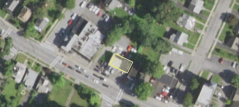 206 Hooker Ave